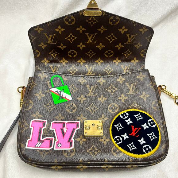 Louis Vuitton Monogram Patches Pochette Metis MM Shoulder Bag Limited Edition - Picture 4 of 16